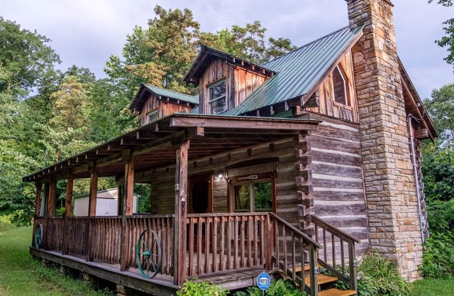 Whippoorwill Ridge Cabin