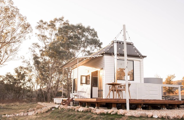 Whispering Waters: Tiny house 15mins from bathurst CBD