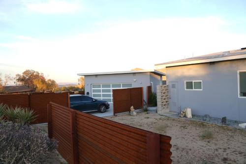 Whistling Cloud/Design+Desert Views+National Park