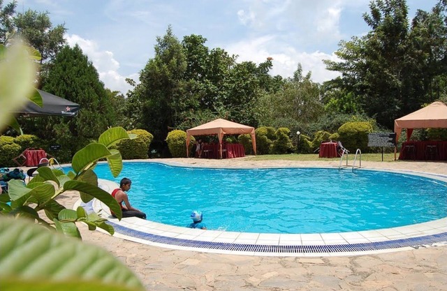 White Castle Hotel Arua