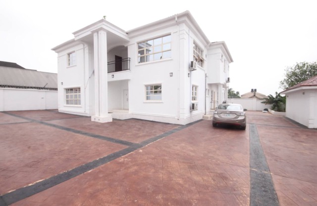 White House Service Apartment