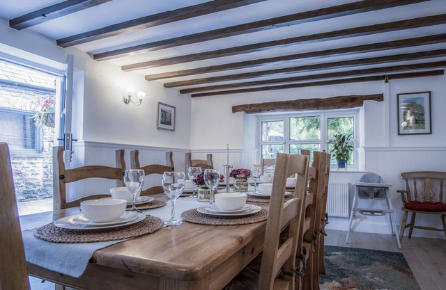 White Mill Cottage: Spacious Character Property