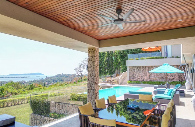 White Monkey Villa - Private Pool & Jacuzzi @Seaview