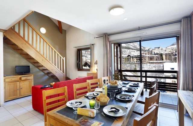 Wifi, 50m from ski slopes, fitness, sauna, hammam, terrace, balcony, ski locker, 44m²