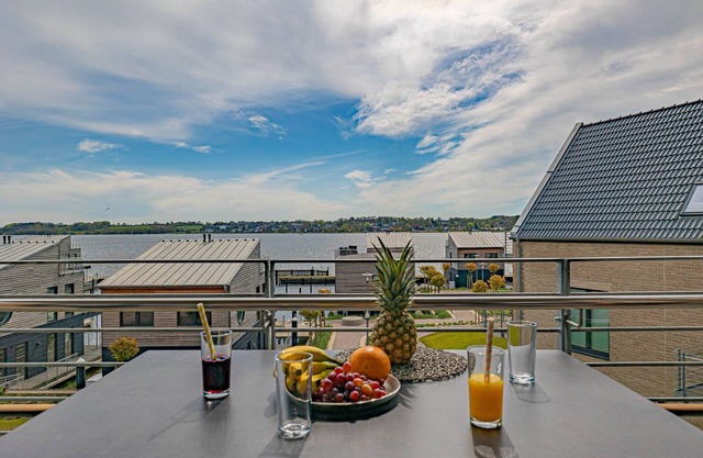 Wiking-koje 6 - Aufzug, 2. OG, Barrierearm, Balkon, Dusche, TV, Parkplatz