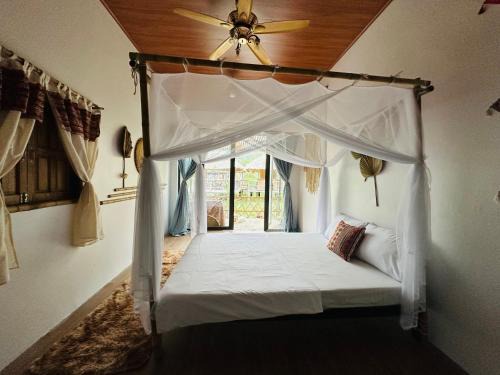 Wild Orchid Relaxing Bungalow