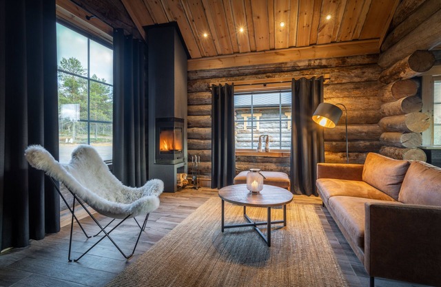 Wilderness Hotel Muotka & Igloos