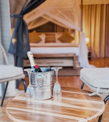 Wildlux Serengeti Camp