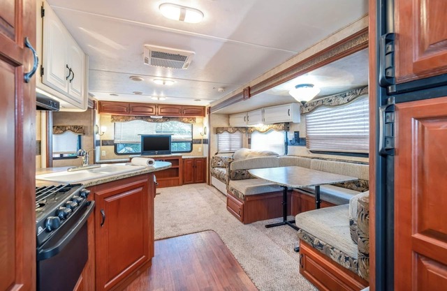 Wildwood Camper: Grill, Firepit & Pets OK