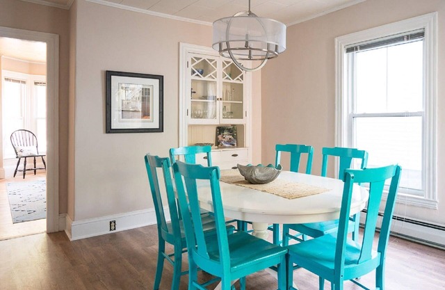 Willard Beach Neighborhood-Close to all Southern Maine has to offer!