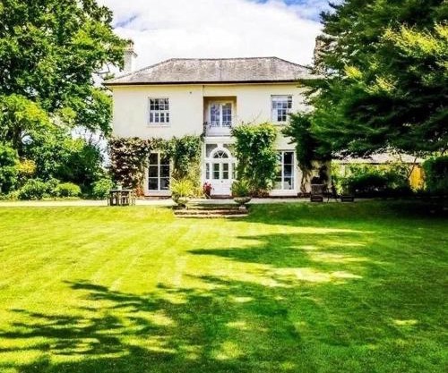 Willow House