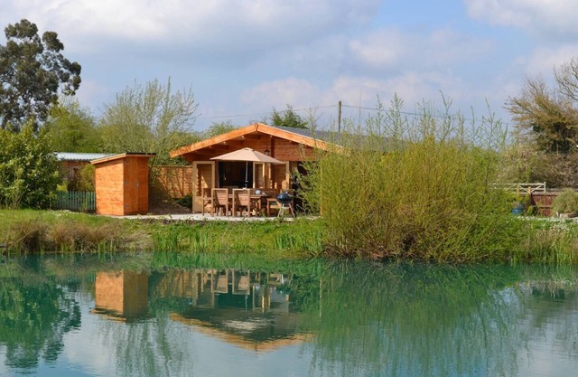 Willow Lodge at Welhams Meadow