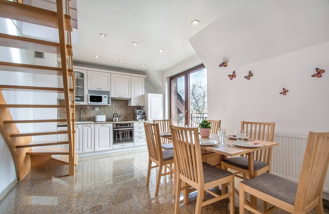 Wind Rose Residence - luxury ApartHotel Gdańsk- two level apartment small
