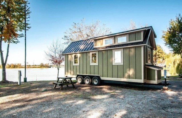 Windsor Cottage at River Rocks Landing