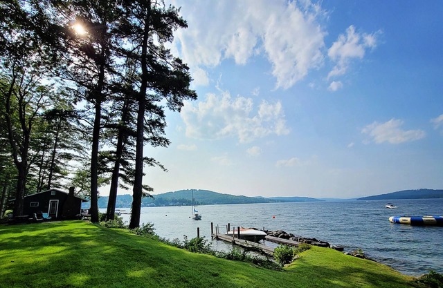 Winnipesaukee Lakefront Cabin w/Private Dock Slip