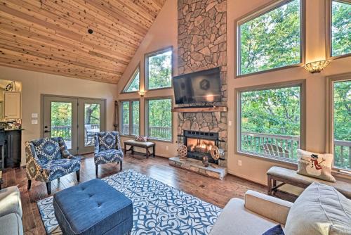 Wintergreen Resort Home with Deck Walk to Slopes