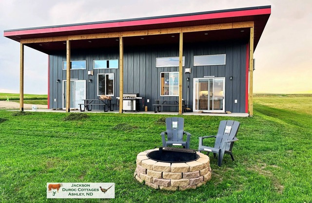 Wishek Cottage: Lakefront Stay on Dry Lake, ND - Beach, Sauna, Pontoon and More
