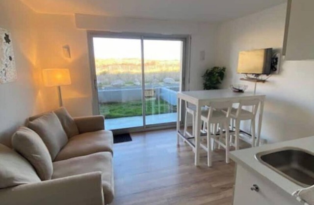 With a breathtaking view of the dunes, come and relax!