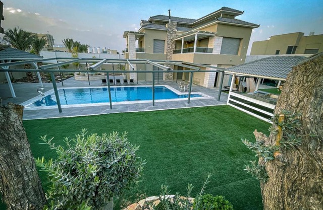 wolf gate villa l353