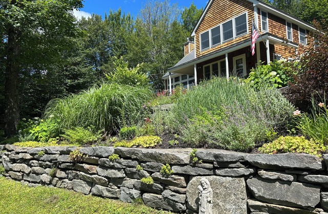 Wonderful 3-bedroom house in West Dover, VT close to Mount Snow and Restaurants!