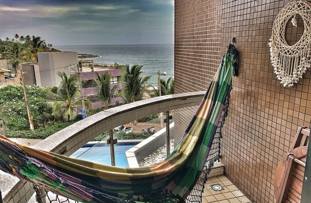 Wonderful beach view 1 bed apt incredible location AC GYM POOl WiFi car garage.