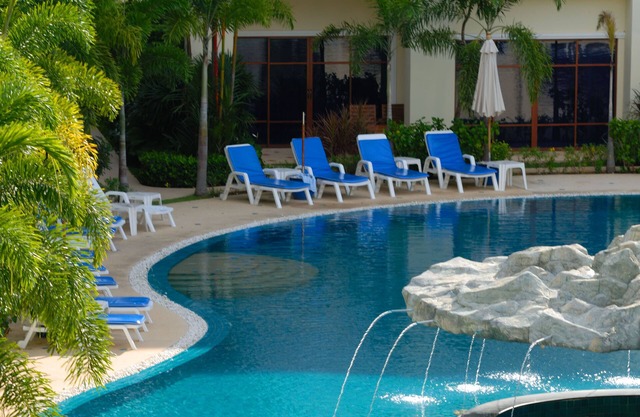 Wonderfully relaxing apartment in Phuket for longer stays.