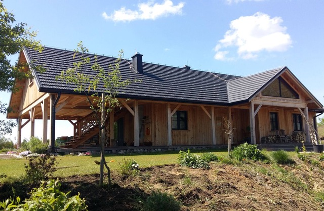 Wooden House with B&B and magnificent view on Crane Valley close to Torun
