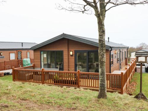 Woodpecker Lodge