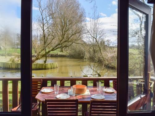Woodpecker Lodge - Uk49149