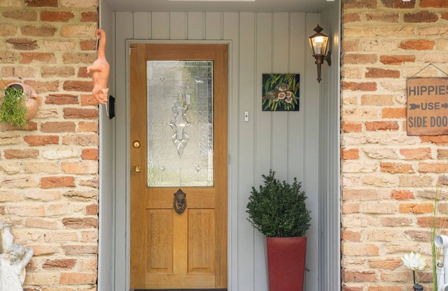 Wrenginia - a charming holiday home nestled in the picturesque Lawson