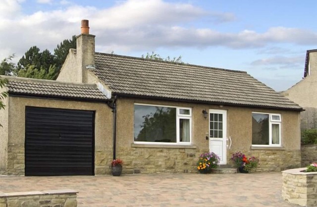 WYNNVILLE, with a garden in Embsay