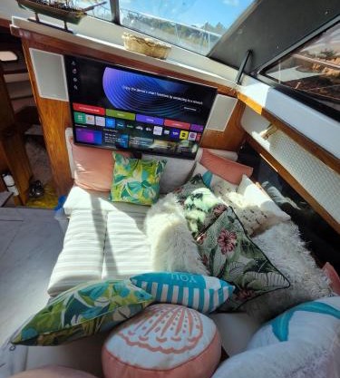 Yacht Rental