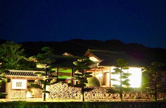 Yakuya Akira SHO Inn Private garden with Japanese garden · next to fish country (food and drink)
