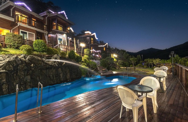 Yangpyeong Isobiyagi Spa Pension