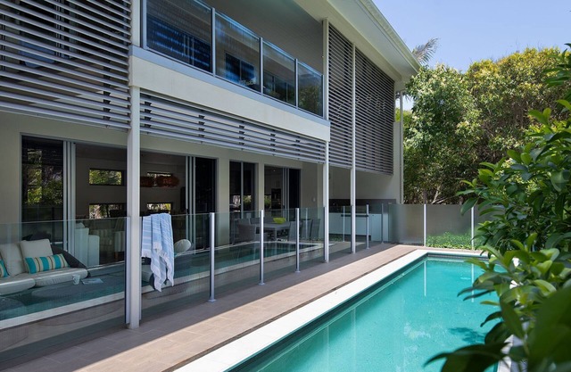 Yaroomba Beach House - Stylish and contemporary. pool, tennis, beach, repeat!