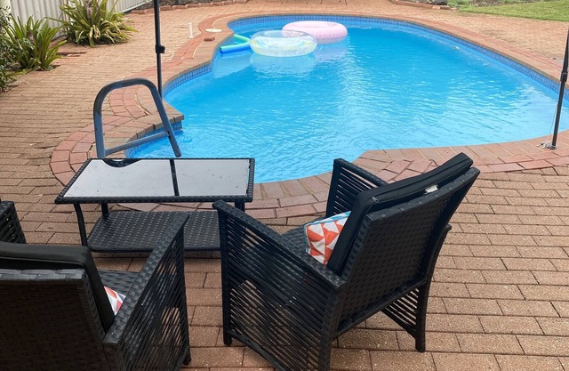 Yarrawonga magic 300 metres from lake, private pool
