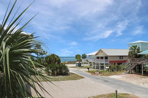 Yellow Bird by Pristine Properties Vacation Rentals