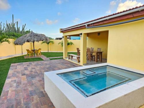 Yellow Cunucu-4 Bedrooms House