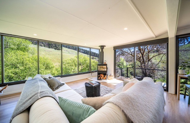 Yoho House - a luxurious farm house set in nature