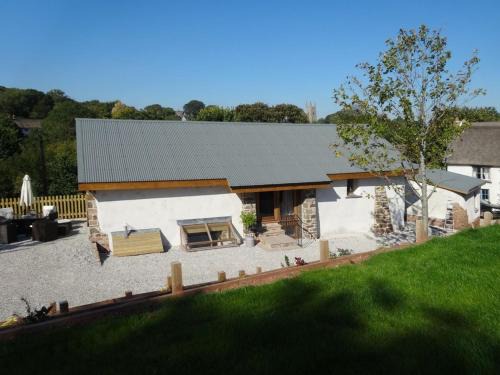 Yondhill Barn