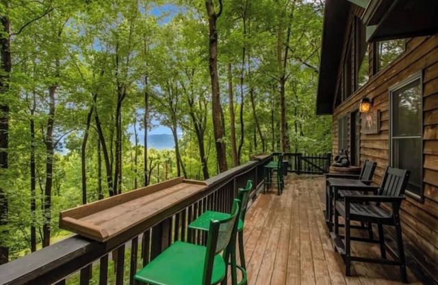 Your ideal mountain cabin retreat with a hot tub and firepit!