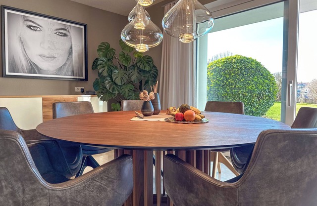 Your "LIEBLINGSPLATZ": Exclusive living with terrace, garden and pool