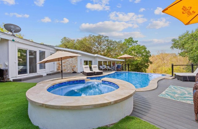 Your OASIS Nestled IN Wooded River Views, POOL!