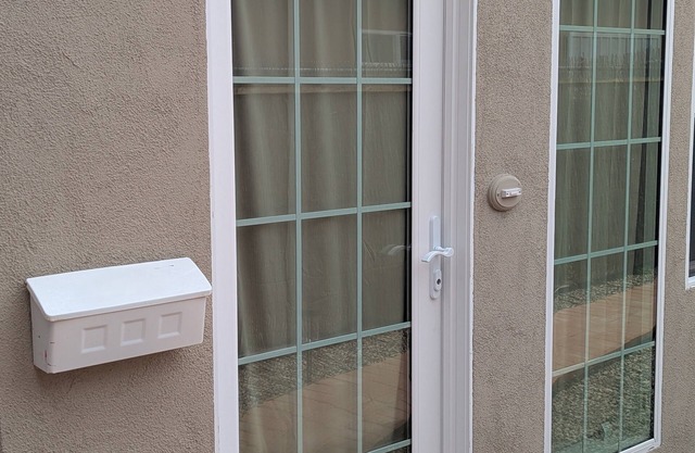 Your Perfect Lawndale Escape – Cozy & Private!