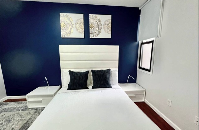 Your Vacation home! 2bd next to Reading Terminal
