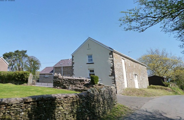 Ysgubor Tawe - Three Bedroom House, Sleeps 6