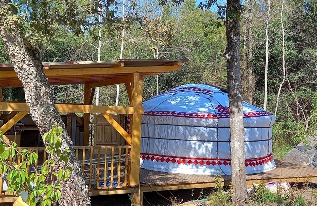 Yurt in the countryside for 4 people, quiet, near Ajaccio