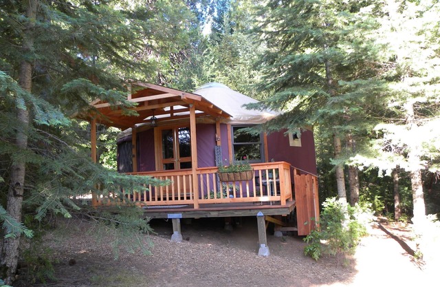 Yurt Located in a Quiet Ranch Area