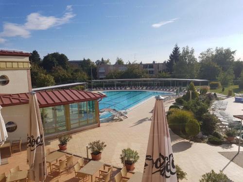 Zalakaros Wellness Apt Relax w Spa, Pool & AC