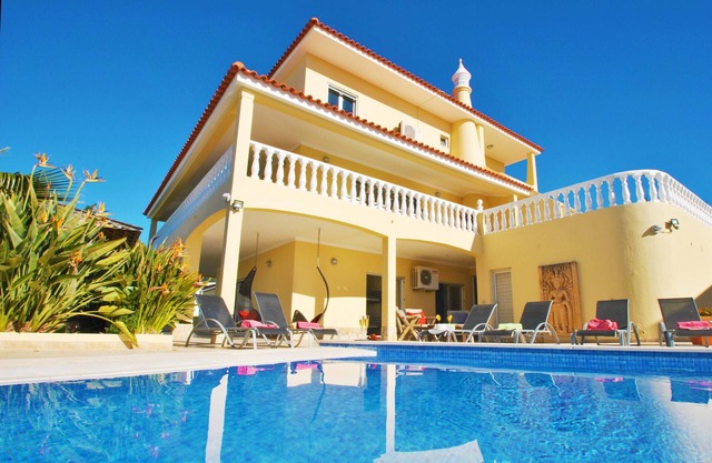 Zen villa with private pool & BBQ